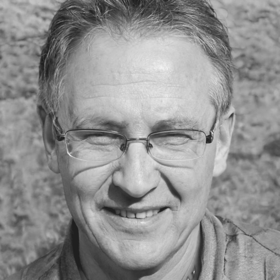 Portret eksperta Puxydio — komunikacja w negocjacjach